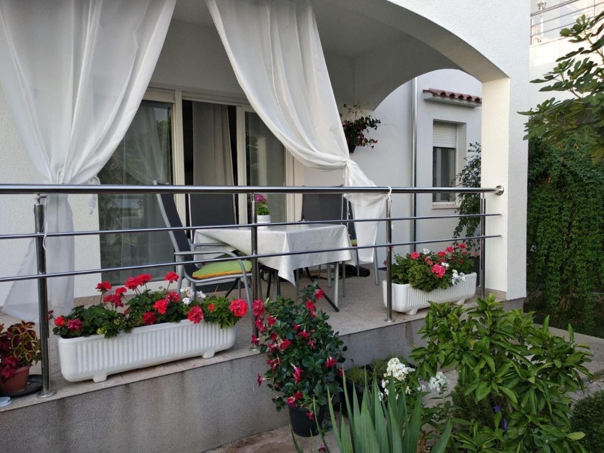 Radenka Zafron Apartment Водице Экстерьер фото